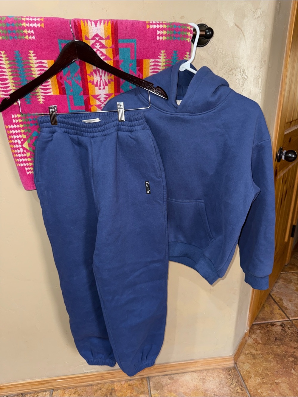 COMFRT Standard Hoodie and pants• Pacific Navy Blue•Kids XL•Fits a women’s XS